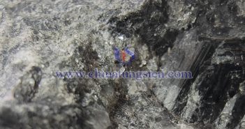 tungsten ore image